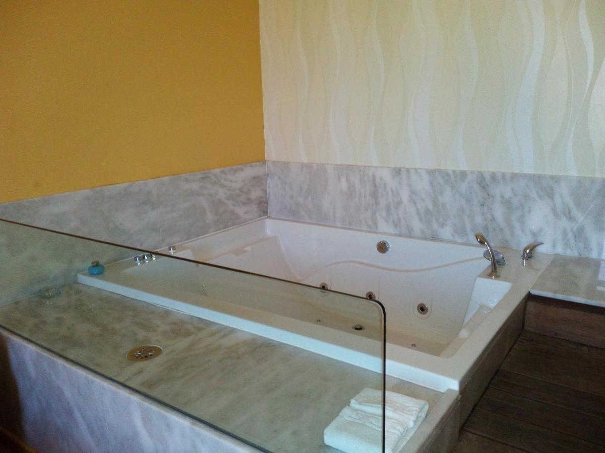 Motel Acropolis Camponaraya Zewnętrze zdjęcie